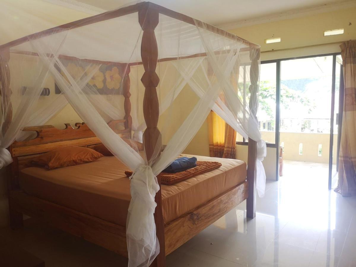 Wisma Leuser Sibayak بوكيت لاوانج المظهر الخارجي الصورة